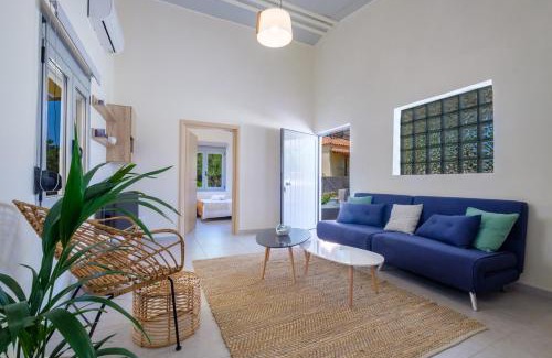 Romanos House | Rikia Seaside House