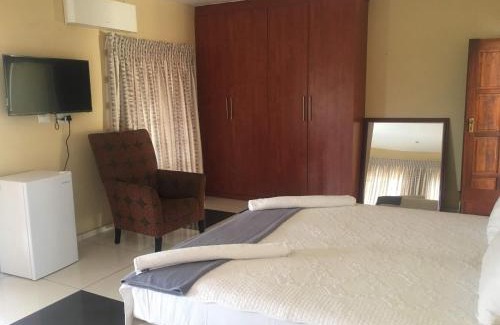 Rustenburg House | Rimique Boutique Hotel