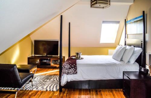 Beach Hill - Beach Flats Hotel | Rio Vista Inn & Suites Santa Cruz