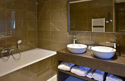 Leidschenveen-Ypenburg Hotel | Riva hotel Den Haag - Delft