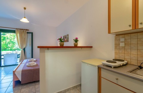 Ano Korakiana House | Rivendell Apartments