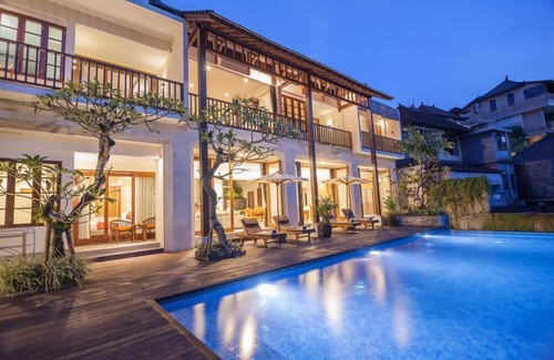 Melayang Villa | River 6 Bedroom Private Vila Family Suitable