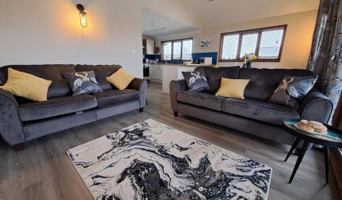 Brundall House | River Breeze - Norfolk Broads