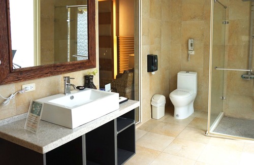 Dongshan Hotel | River Forest Leisure Farm