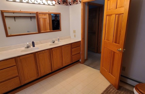 Paradise Cabin | River front Cozy at home feeling