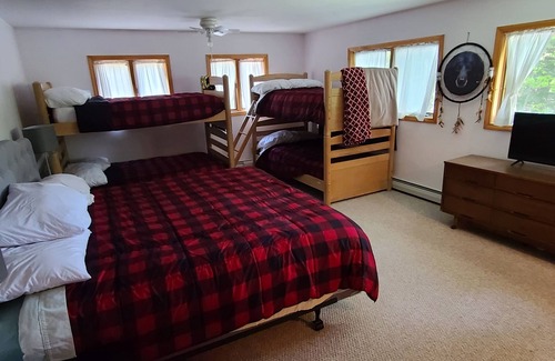 Paradise Cabin | River front Cozy at home feeling