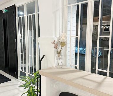 Khlong Ton Sai Hotel | River Home Bangkok