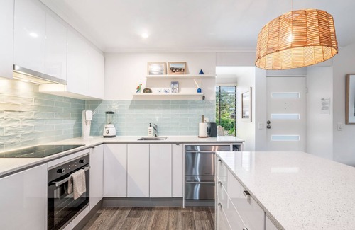 Noosaville House | River Rest on Munna - Pet friendly, walking distance to river