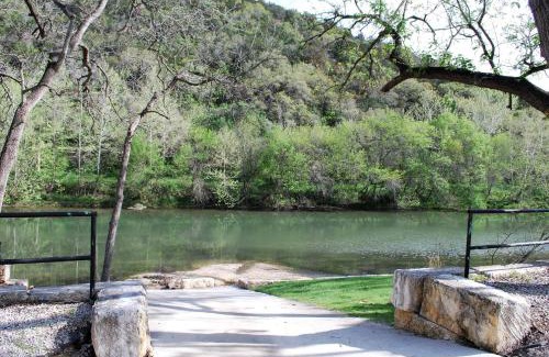 New Braunfels House | River Road Villas #2