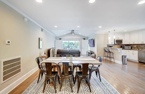 Harbor House House | River's Edge: 15% Off Special Until Dec 19!