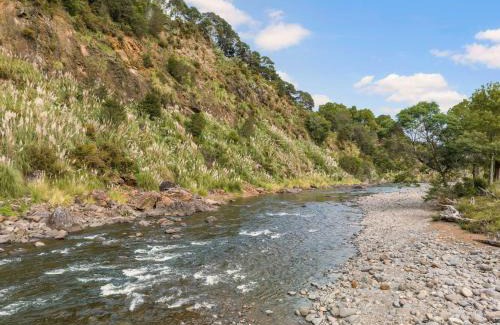 Thames Apartment | River Valley Escapes