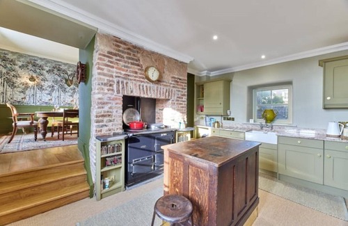 Berwick-upon-Tweed House | River View: Characterful Townhouse, Stunning Views