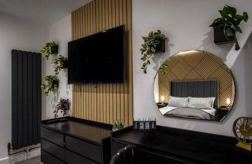 Littlehampton Apartment | River View Luxury Apartment