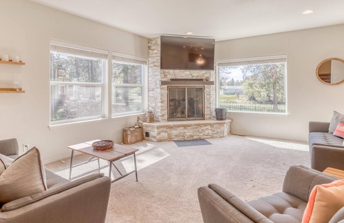 Oregon Water Wonderland House | Riverbend House
