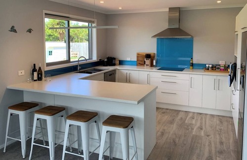 Ruakaka House | Riverfront gem in Ruakaka