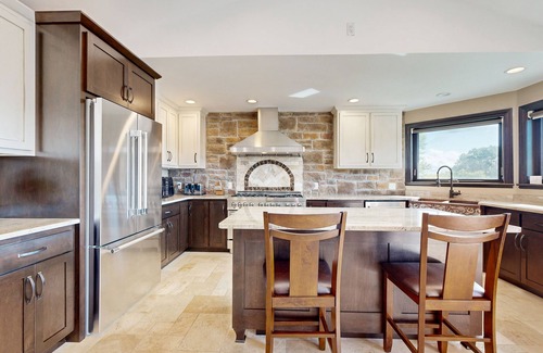 Wrightstown House | Riverfront home with pool, hot tub & sauna - perfect location