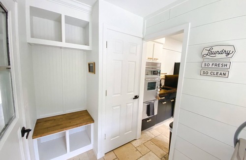 Grants Pass House | Riverfront House with hot tub, game room and more!