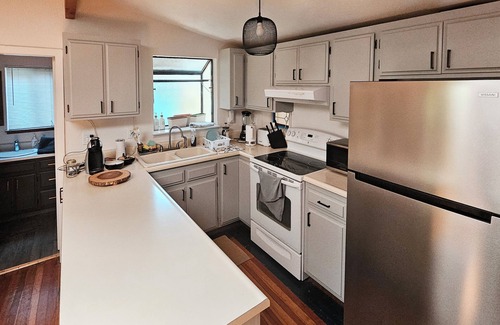 River Pines Cabin | Riverfront in Wine Country Cabin, Deck and Starlink