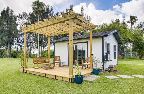 Sebastian Apartment | Riverfront Oasis with Private Deck in Los Fresnos!