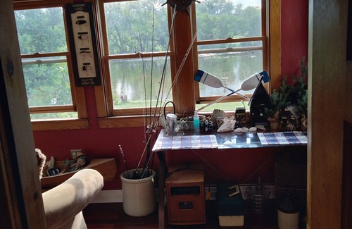 South Elgin House | Riverfront rental