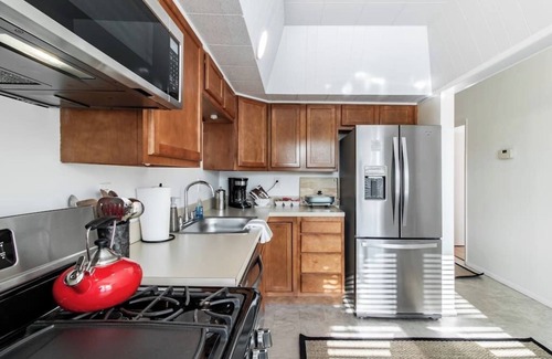 The Flats Apartment | Riverfront Retreat 2 Units 3BR Free Parking