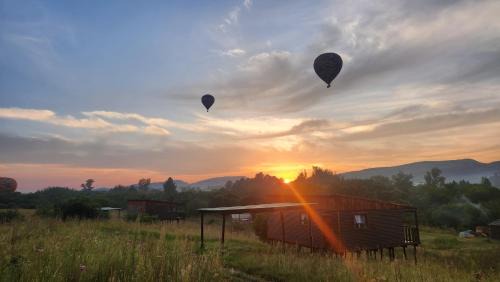 Hartbeespoort Apartment | Rivers Rest Country Cabin