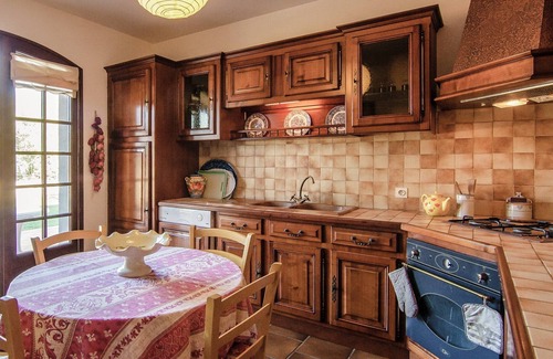 Condat-sur-Vezere Villa | Riverside Charm in Périgord Noir