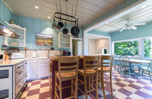 Healdsburg House | Riverside Cottage: Access and River Views- 1 miles from downtown Healdsburg