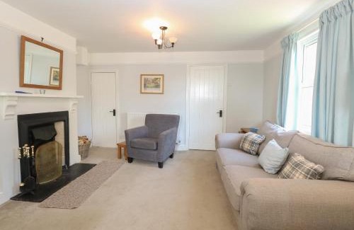 Stalham House | Riverside Cottage