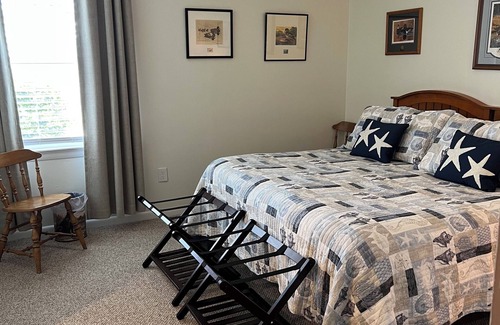 Fishing Creek Bed & Breakfast | Riverside Lodge Bed & Breakfast on the Honga River UNIT A