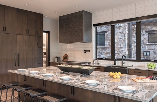 Old Town House | Riverside Luxury in Downtown Steamboat | Triple 3 Lodge