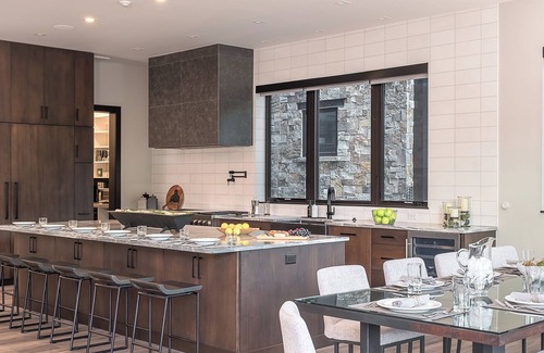 Old Town House | Riverside Luxury in Downtown Steamboat | Triple 3 Lodge