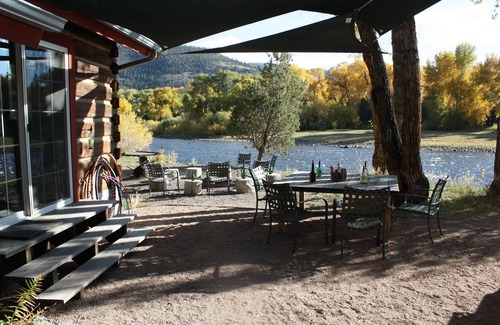 Alpine Village Cabin | Riverside Meadows Cabins