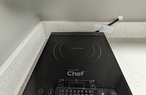 Medicine Hat Hotel | Riverside Motel & Suites