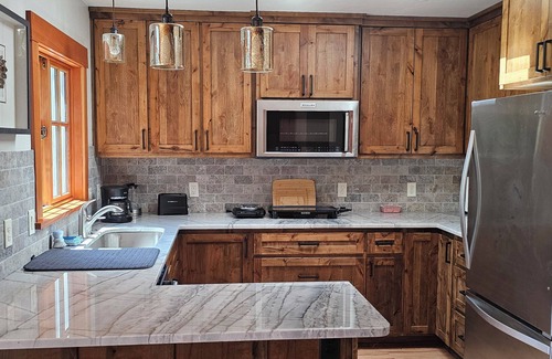Vida Cottage | RiverSong - Charming McKenzie Riverside Guest House