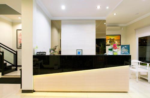 Oro Oro Ombo Hotel | Riverstone Hotel & Cottage