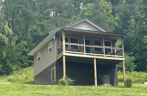 Smith Cabin | Riverview Paradise Cabinnn