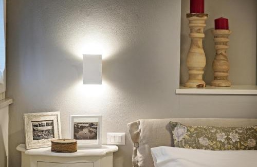 Peschiera del Garda City Centre House | Riviera Carducci Rooms