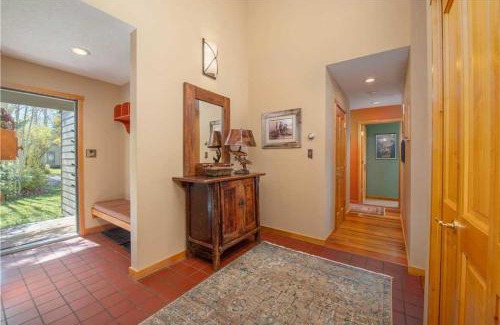 Moose Wilson Road Villa | RMR: Rainbow Trout 4611 Condo in The Aspens