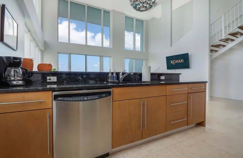 North Bay Village Apartment | Roami at Adagio | Miami | Waterfront 3BD #14