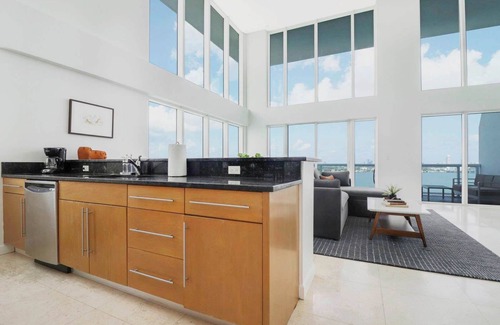 North Bay Village Apartment | Roami at Adagio | Miami | Waterfront 3BD #14