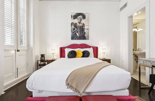 French Quarter Hotel | Roami at St Helene | Pool | Chartres St Balcony#16