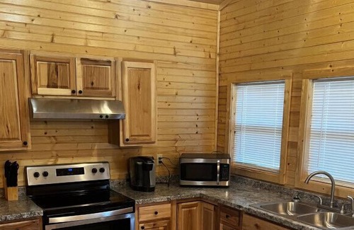 Petros House | Roberts Retreat to Windrock