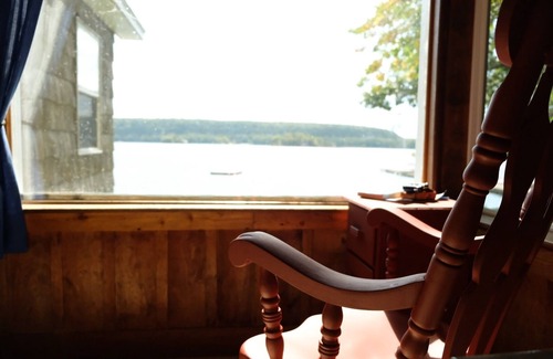 Idlewild Cottage | Robertson's Cottages; Door County Waterfront Resort/Edgewater Home, Dog Friendly