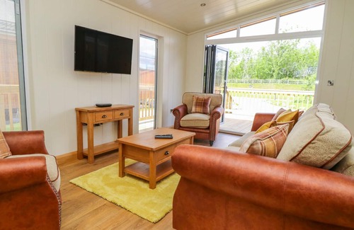 Gargrave House | ROBIN LODGE, family friendly, character holiday cottage in Gargrave