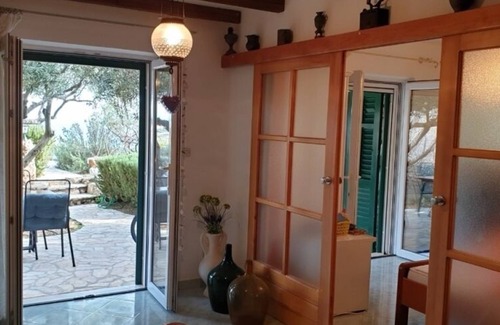 Bol House | Robinson home in Bol with Seaview, Terrace, Air condition, WIFI (3414-1)