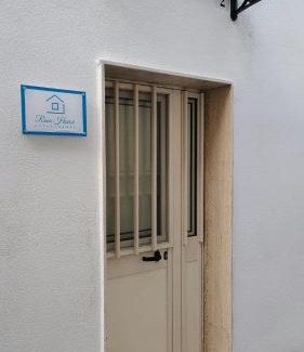 Valenzano House | Roca House