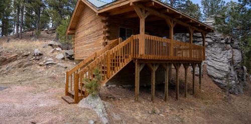 Custer Hotel | Rock Crest Lodge & Cabins