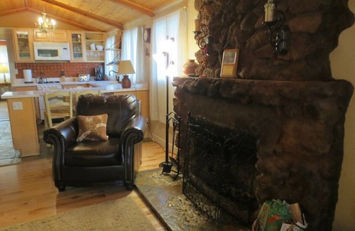Prescott House | Rock House - Prescott Cabin Rentals