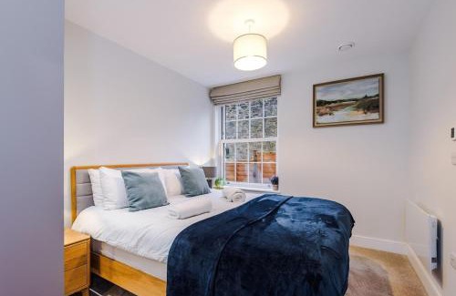Stoney Middleton Apartment | Rock Mill - Superior Apartment with Private Patio